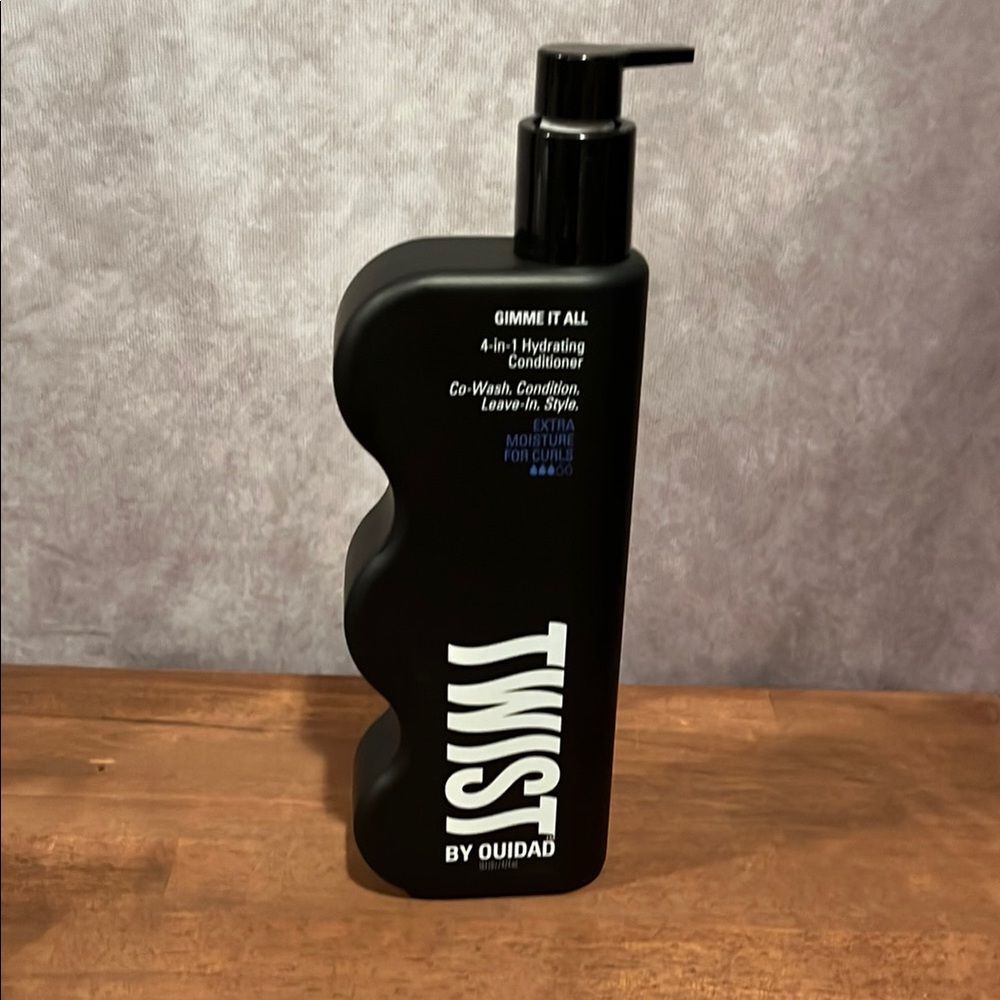 Ouidad Gimme It All Twist 4-in-1 CoWash Hydrating Conditioner